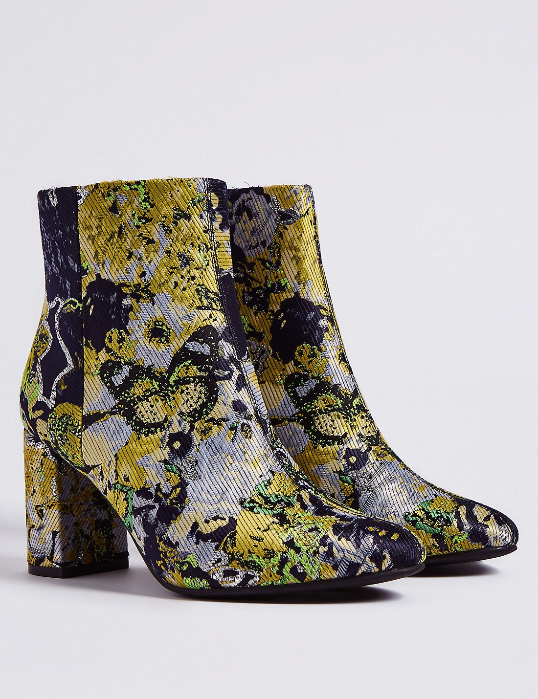 Upgrade your spring wardrobe with one of these six colourful boots fashion,boots,shoes,Upgrade your spring wardrobe,colourful boots