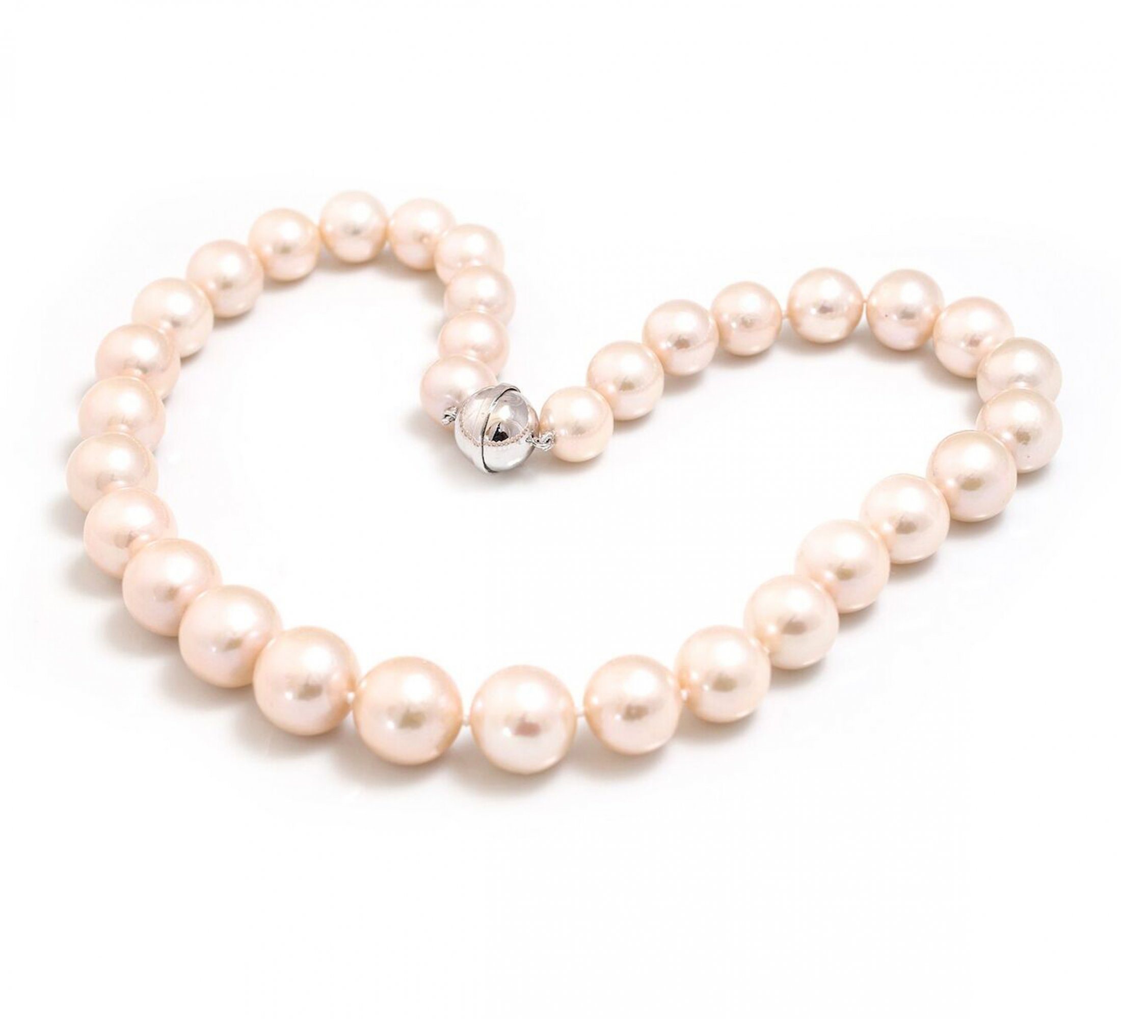 AAA Graded Lustre River Pearls Necklace