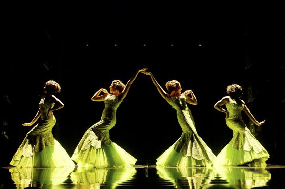 Reviewing Dreamgirls the musical