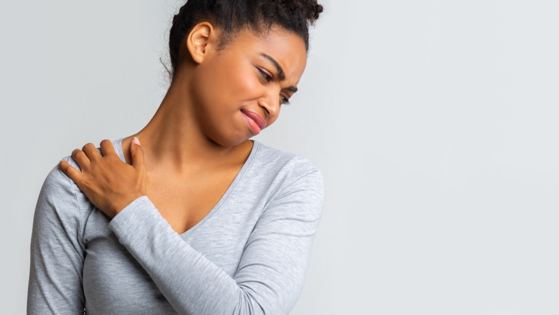 Woman hurt shoulder